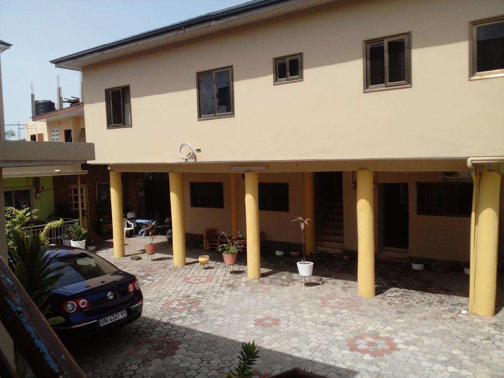 Feehi'S Place Accra Exterior photo