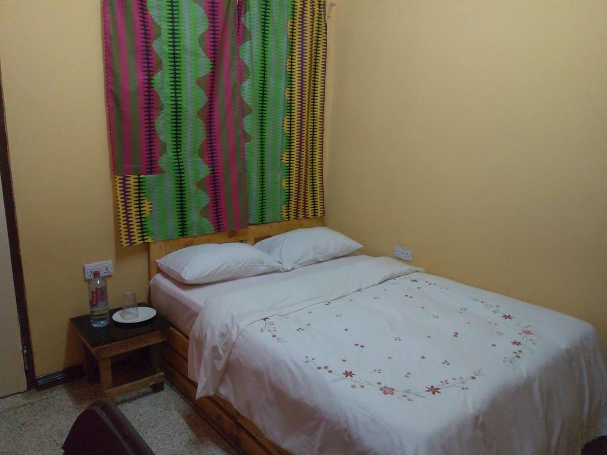 Feehi'S Place Accra Exterior photo