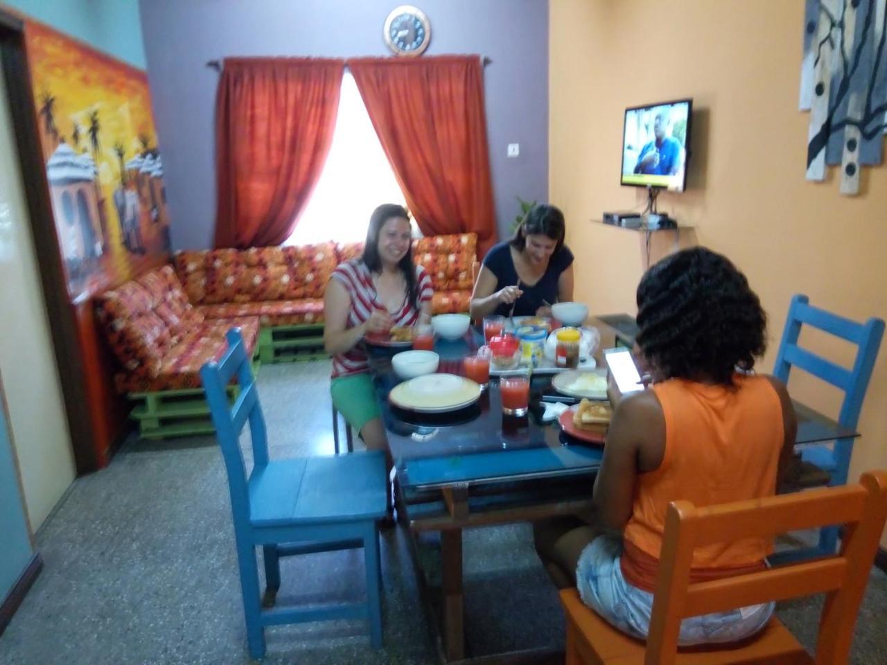 Feehi'S Place Accra Exterior photo