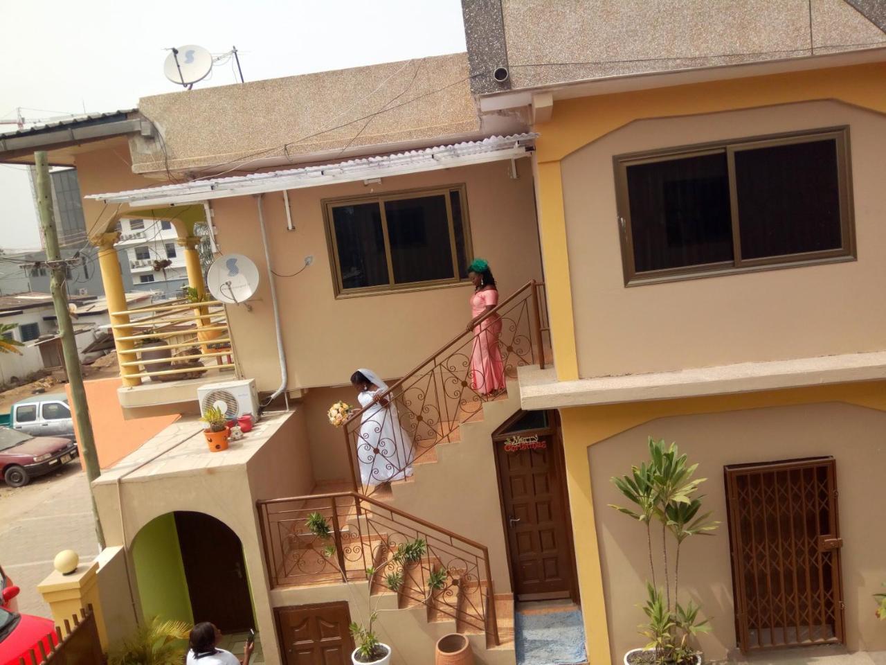 Feehi'S Place Accra Exterior photo