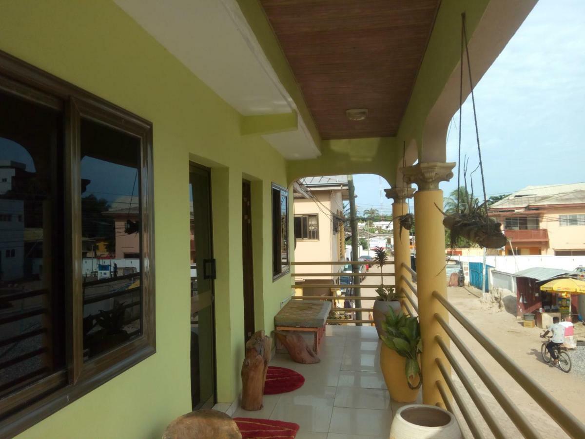 Feehi'S Place Accra Exterior photo