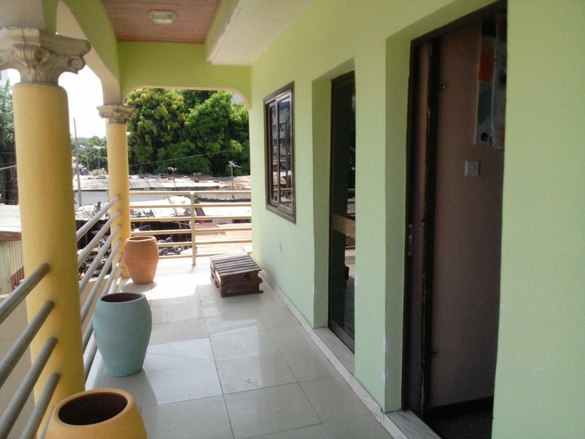 Feehi'S Place Accra Exterior photo
